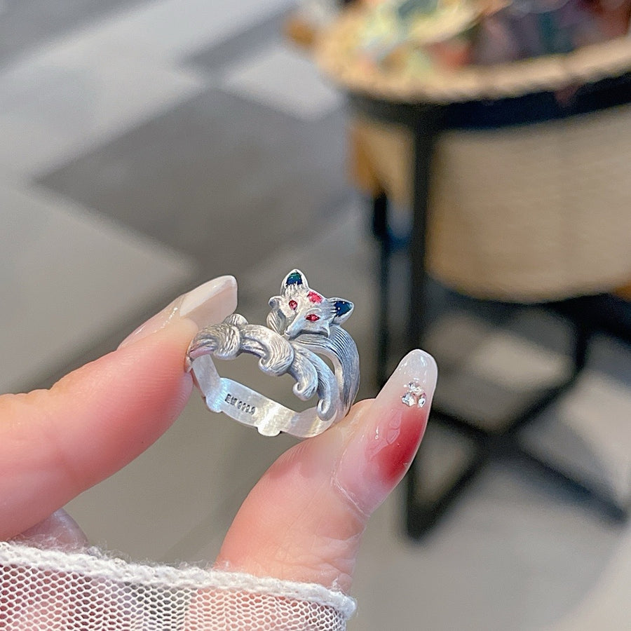 Nine-Tailed Fox Love Charm Ring - front detail