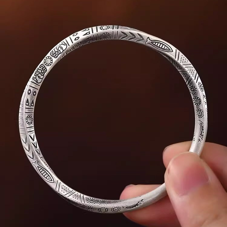 Mobius Infinity Silver Cuff Bracelet